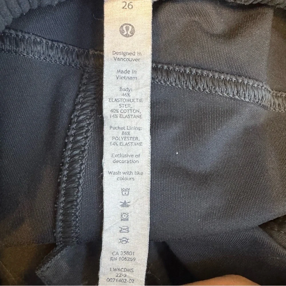 Lululemon Light Utilitech Cargo Pocket High-Rise Pant Graphite Grey Woman’s 26